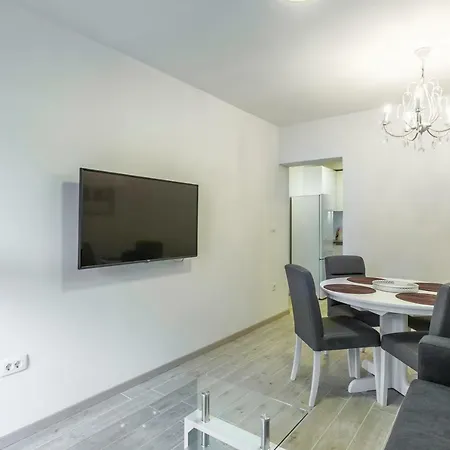 Luce And Antonio Σπλιτ