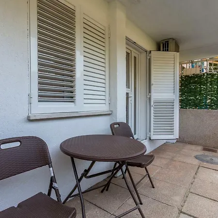 Luce And Antonio Apartman *